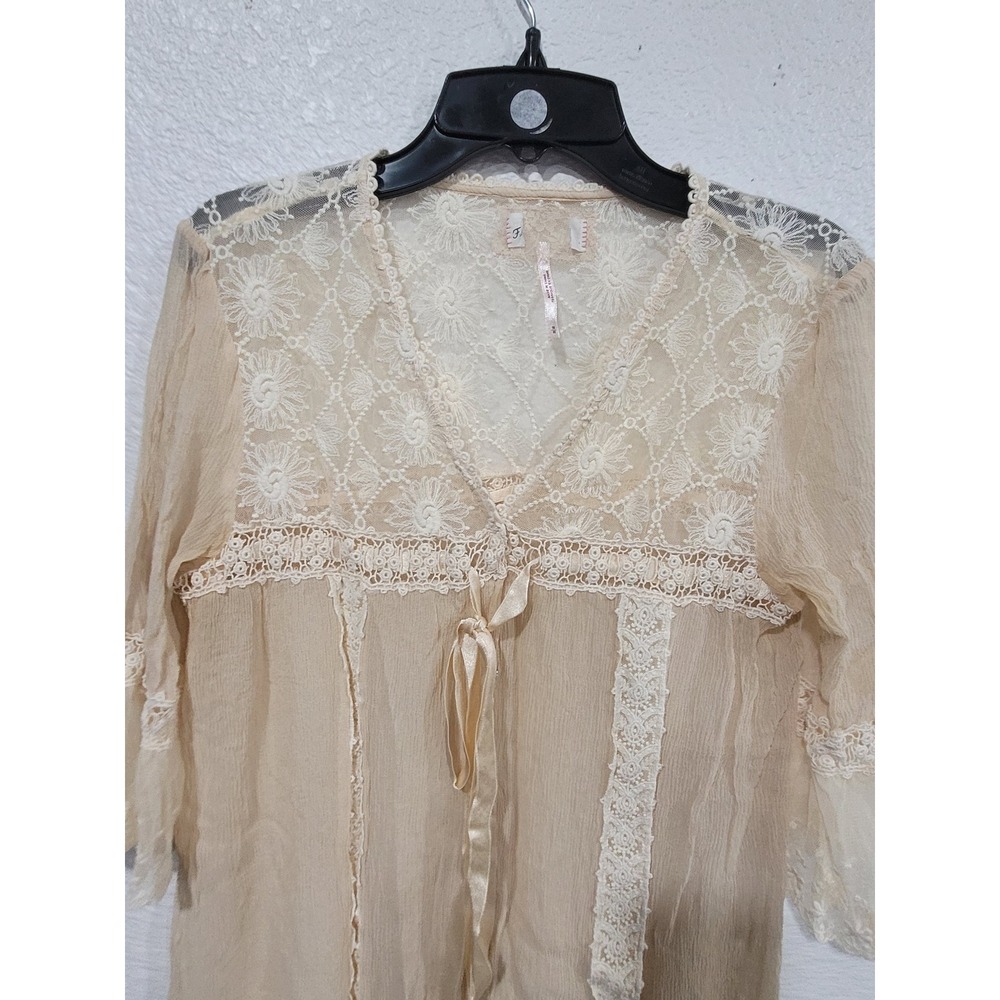 Free People Vintage Cream Silk Lace M Boho Blouse Sheer Ribbon V-Neck Top #22 - Picture 2 of 9